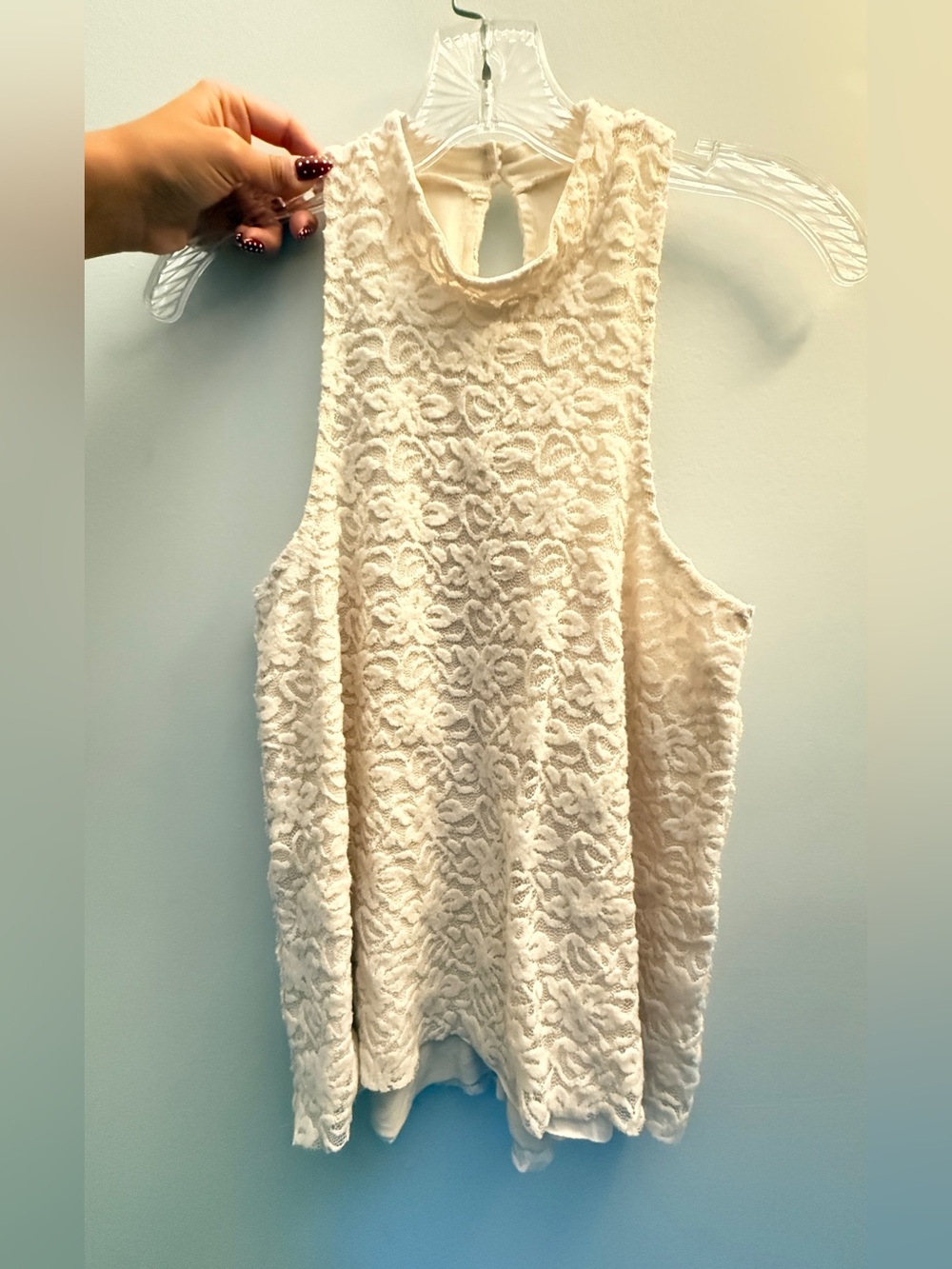 Hollister Cream Lace Sleeveless Camisole - Picture 3 of 6